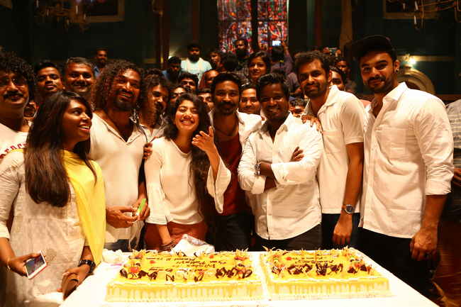 Sai Pallavi and Vinoth Birthday Celebration at Mari 2 Set Stills